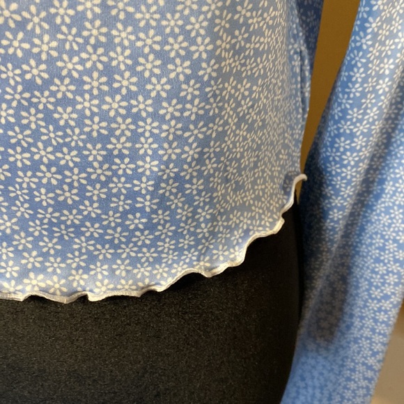 FadedRose Blue/White Striped Collared Top Size Large. SHEIN Blue and White - Picture 8 of 9